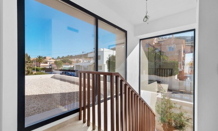 Wiederverkauf - Villa -
Albir