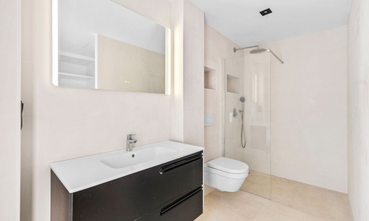 Wiederverkauf - Villa -
Albir