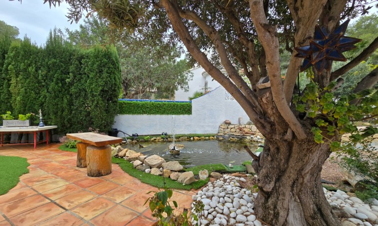 Wiederverkauf - Villa -
Altea