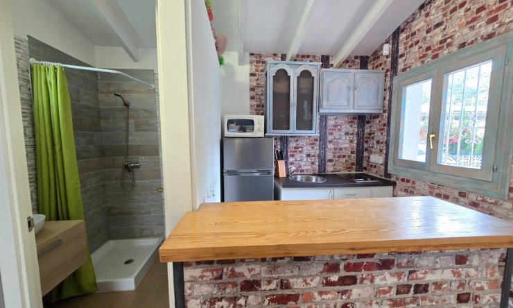 Wiederverkauf - Villa -
Altea