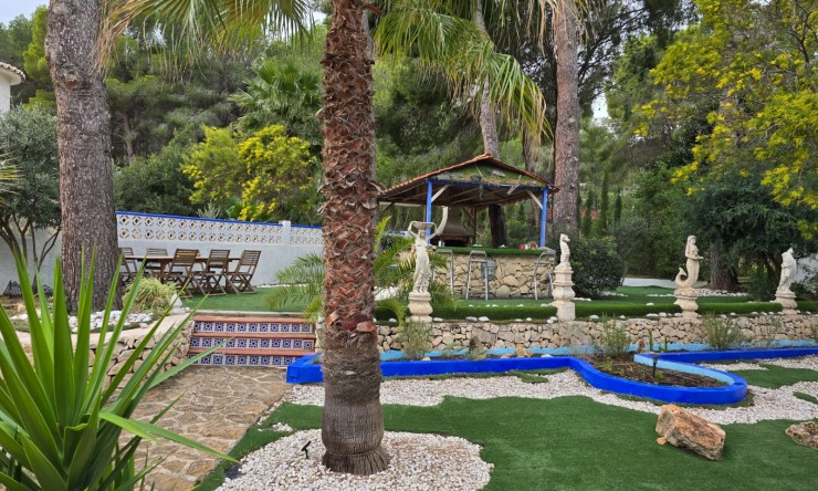 Wiederverkauf - Villa -
Altea