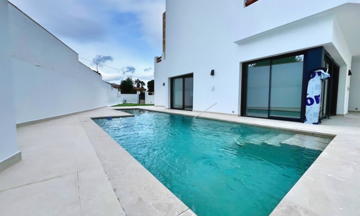 New Build - Villa -
Albir