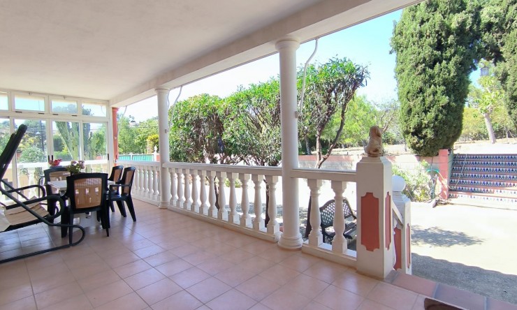 Herverkoop - Villa -
La Nucía - Coloma