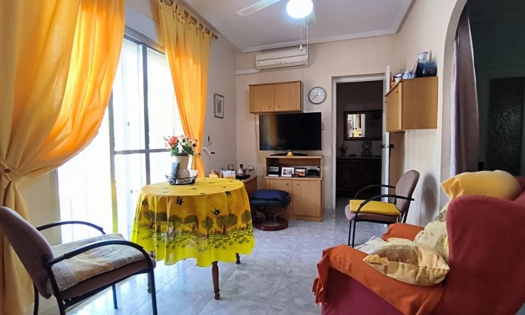 Herverkoop - Villa -
La Nucía - Coloma