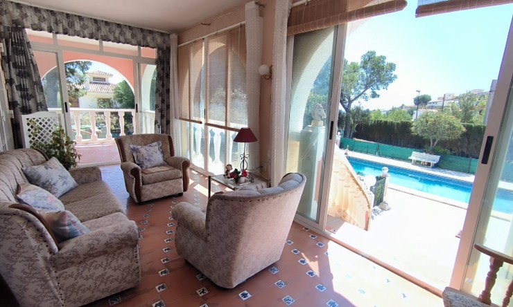 Herverkoop - Villa -
La Nucía - Coloma