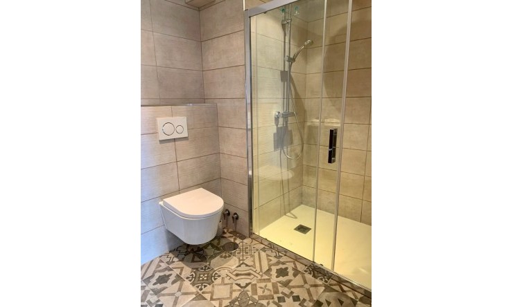 Wiederverkauf - Wohnung -
Altea