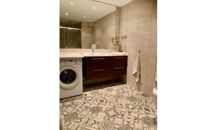 Wiederverkauf - Wohnung -
Altea