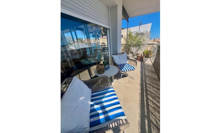 Wiederverkauf - Wohnung -
Altea