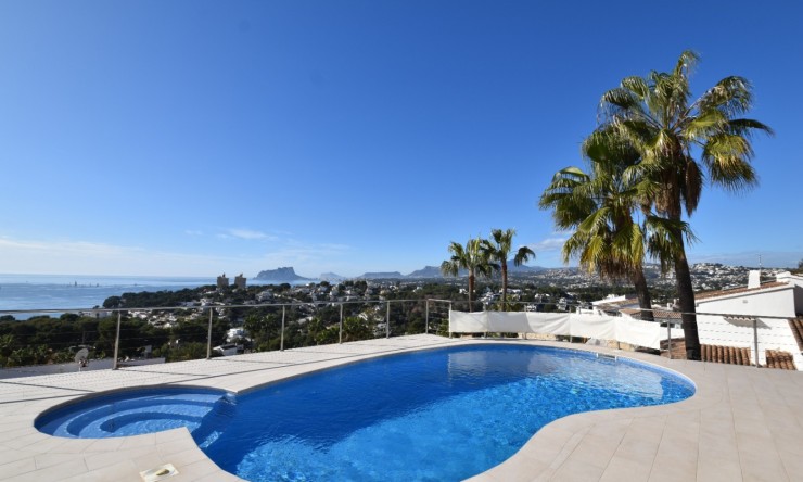 Revente - Villa -
Moraira