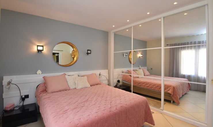 Revente - Villa -
Moraira