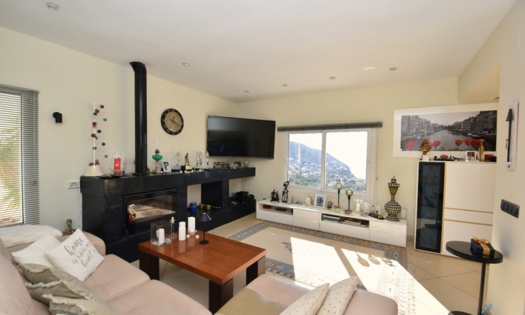 Revente - Villa -
Moraira