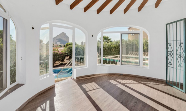 Rynek Wtórny - Willa -
Calpe - Ortenbach