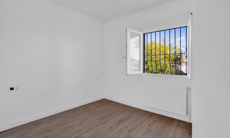 Rynek Wtórny - Willa -
Calpe - Ortenbach