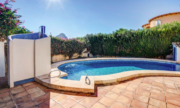 Rynek Wtórny - Willa -
Calpe - Ortenbach