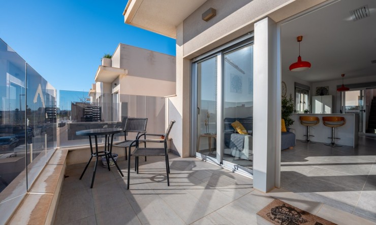 Resale - Semi-Detached -
Pilar de la Horadada