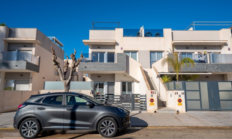 Resale - Semi-Detached -
Pilar de la Horadada