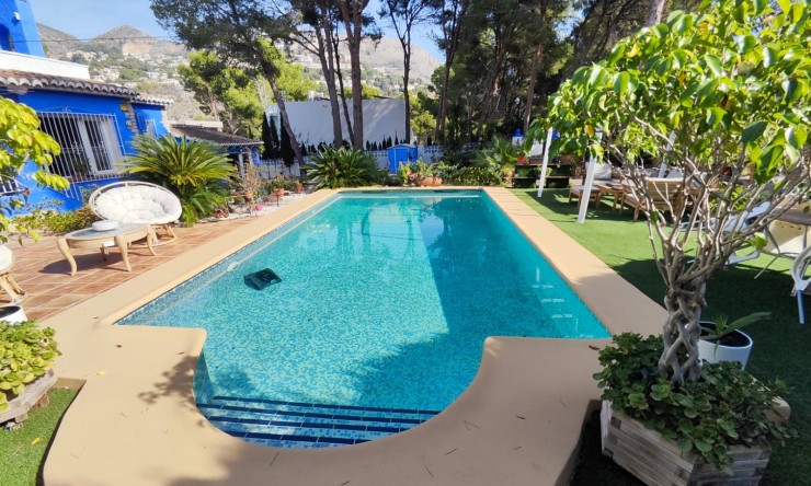 Wiederverkauf - Villa -
Altea