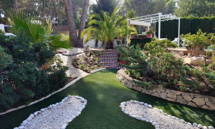 Wiederverkauf - Villa -
Altea