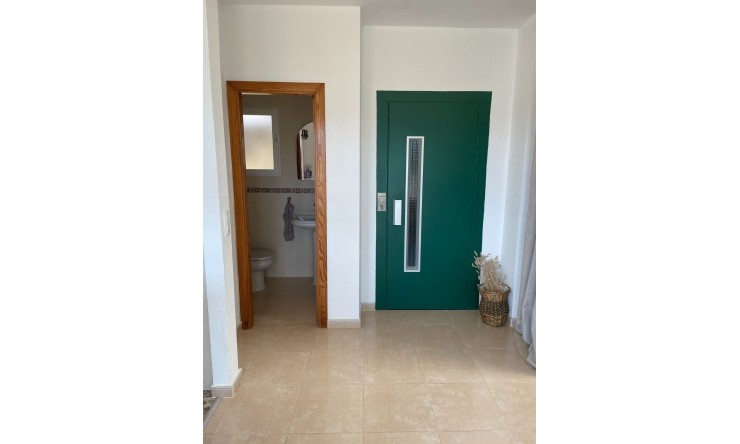 Revente - Maison de ville -
Callosa De Ensarrià