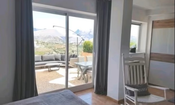 Revente - Maison de ville -
Callosa De Ensarrià