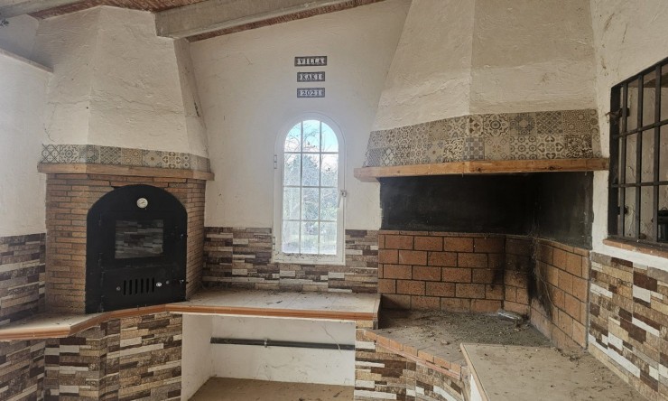 Resale - Rustic House -
Callosa De Ensarrià