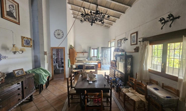 Resale - Rustic House -
Callosa De Ensarrià