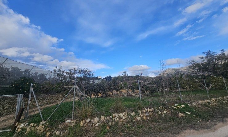 Resale - Rustic House -
Callosa De Ensarrià