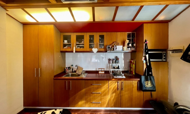 Resale - Villa -
Polop