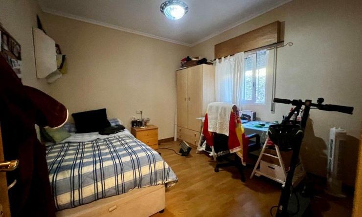 Resale - Villa -
Polop