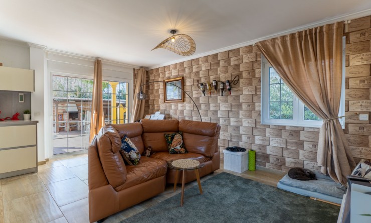 Resale - Villa -
Denia - Almadraba