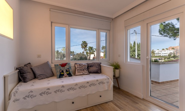 Resale - Villa -
Denia - Almadraba