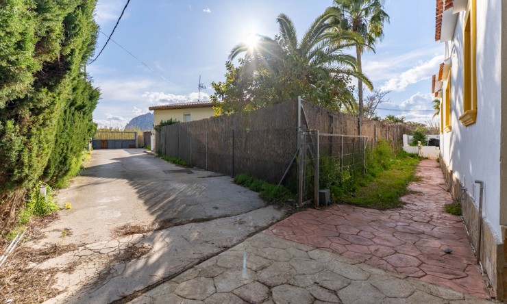 Resale - Villa -
Denia - Almadraba