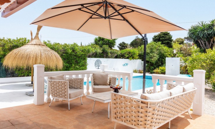 Resale - Villa -
Jávea / Xàbia - La Granadella  - Costa Nova