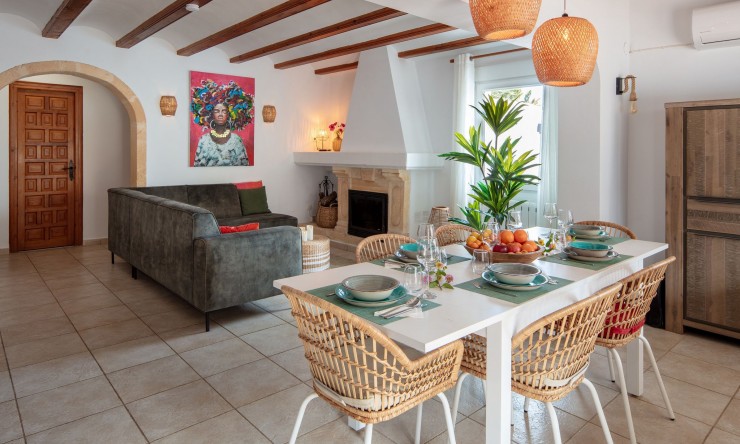 Resale - Villa -
Jávea / Xàbia - La Granadella  - Costa Nova