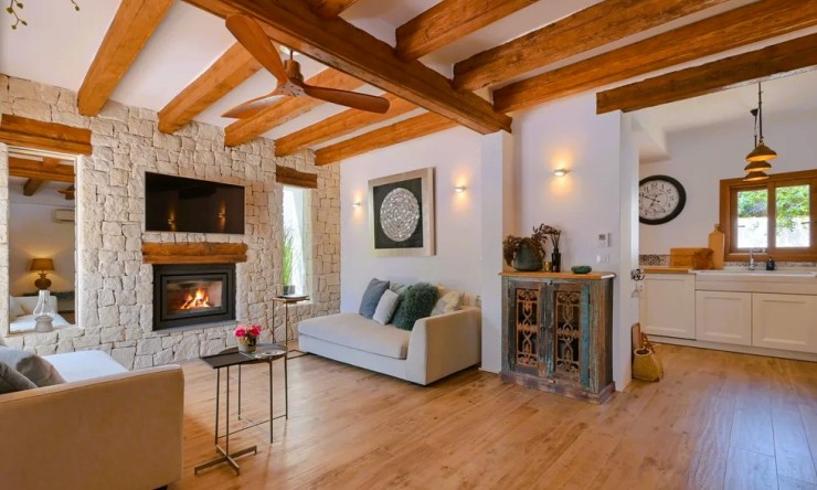 Reventa - Villa -
Moraira - Benimeit - Tabaira