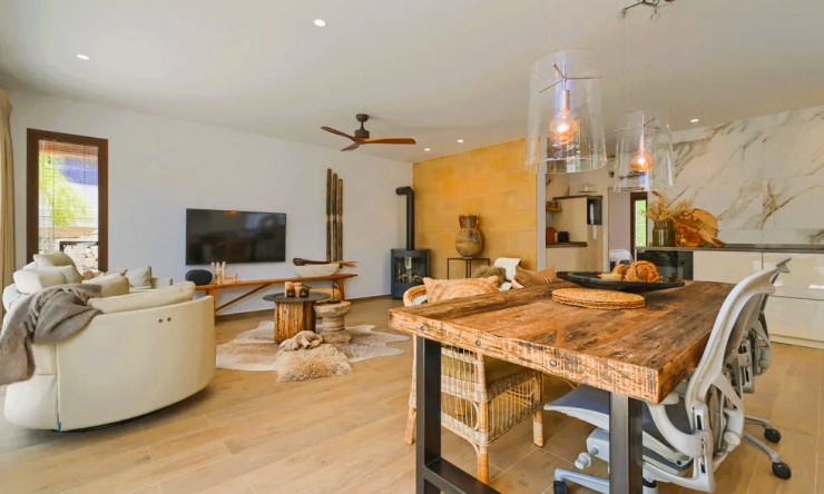 Reventa - Villa -
Moraira - Benimeit - Tabaira