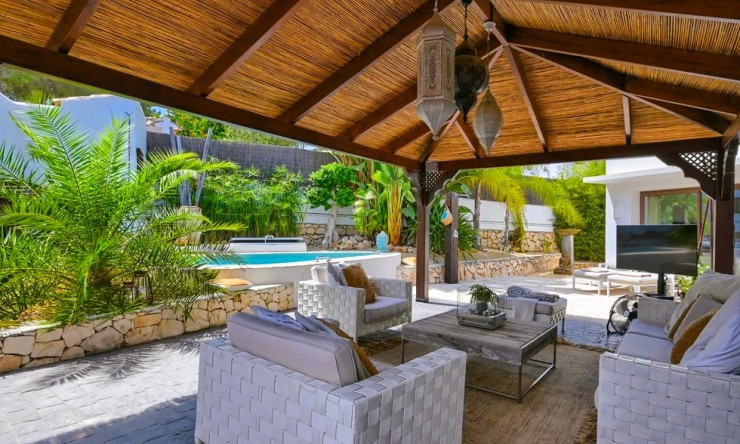 Reventa - Villa -
Moraira - Benimeit - Tabaira