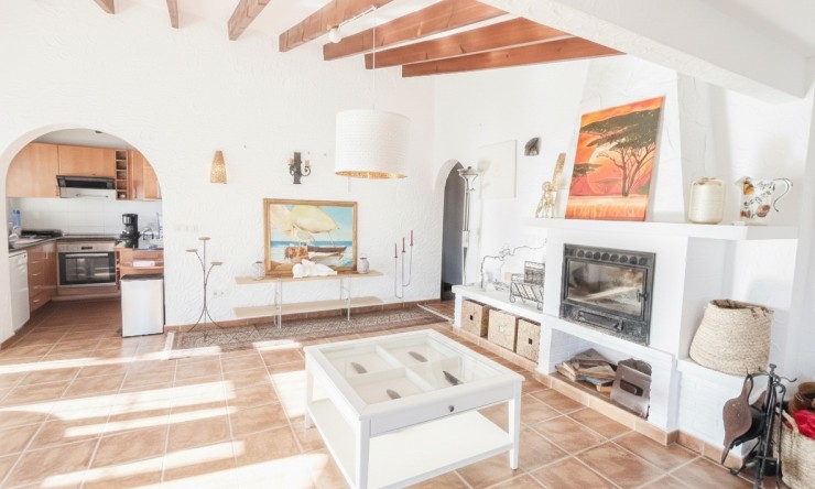 Reventa - Villa -
Moraira - Benimeit - Tabaira