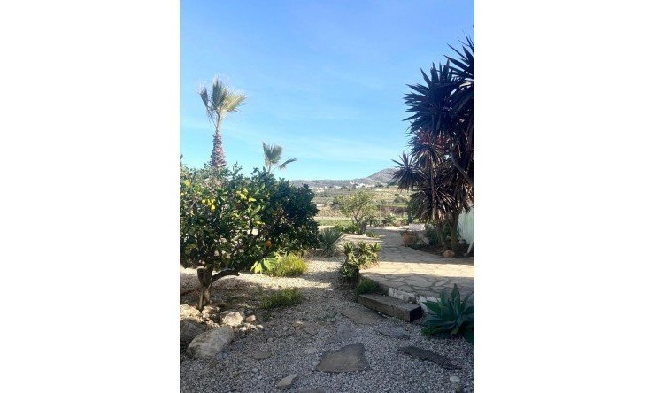 Resale - Country house -
Jávea / Xàbia - Partides comunes - Adsubia