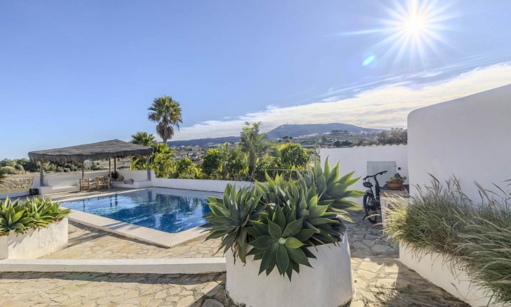 Resale - Country house -
Jávea / Xàbia - Partides comunes - Adsubia