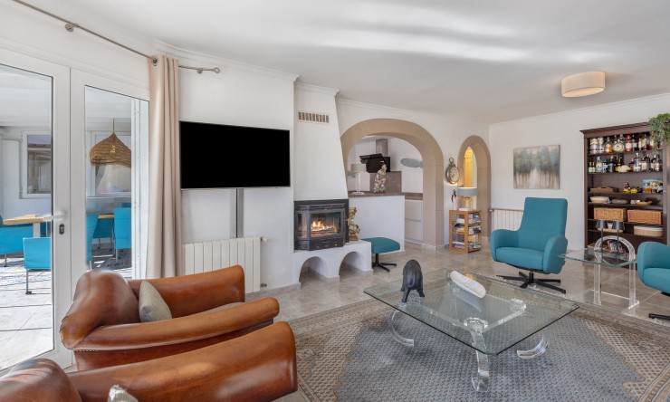 Resale - Villa -
Benissa - Cala Advocat - Baladrar