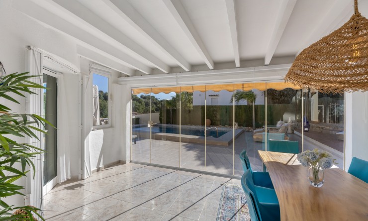 Resale - Villa -
Benissa - Cala Advocat - Baladrar