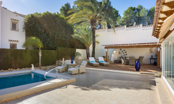 Resale - Villa -
Benissa - Cala Advocat - Baladrar