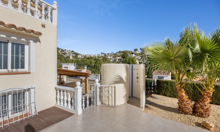 Resale - Villa -
Benissa - Cala Advocat - Baladrar