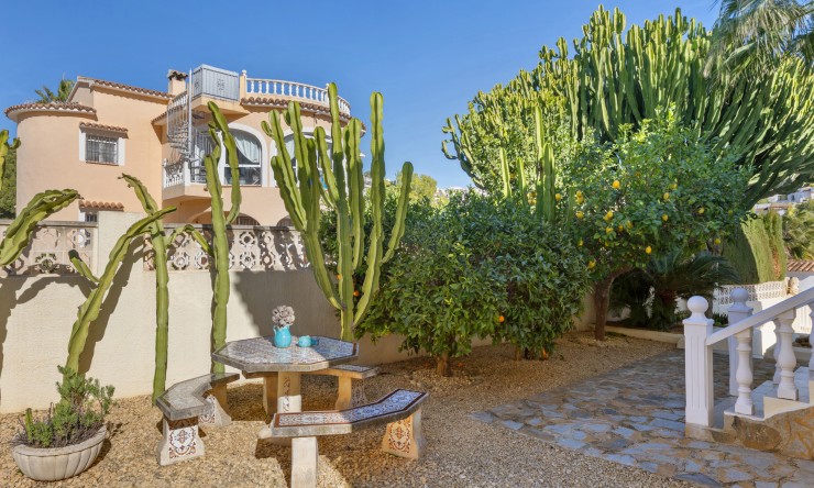 Resale - Villa -
Benissa - Cala Advocat - Baladrar