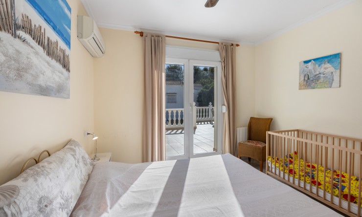 Resale - Villa -
Benissa - Cala Advocat - Baladrar