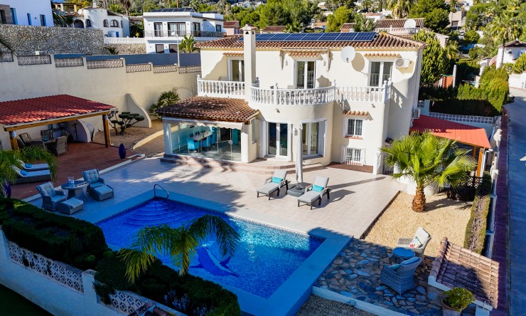Resale - Villa -
Benissa - Cala Advocat - Baladrar
