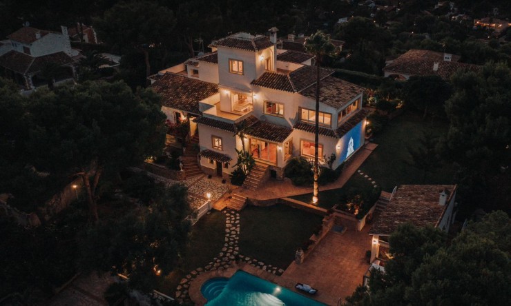 Resale - Villa -
Jávea / Xàbia - La Granadella  - Costa Nova