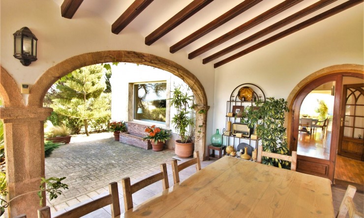 Resale - Villa -
Jávea / Xàbia - La Granadella  - Costa Nova