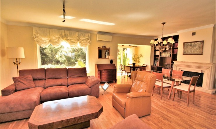 Resale - Villa -
Jávea / Xàbia - La Granadella  - Costa Nova